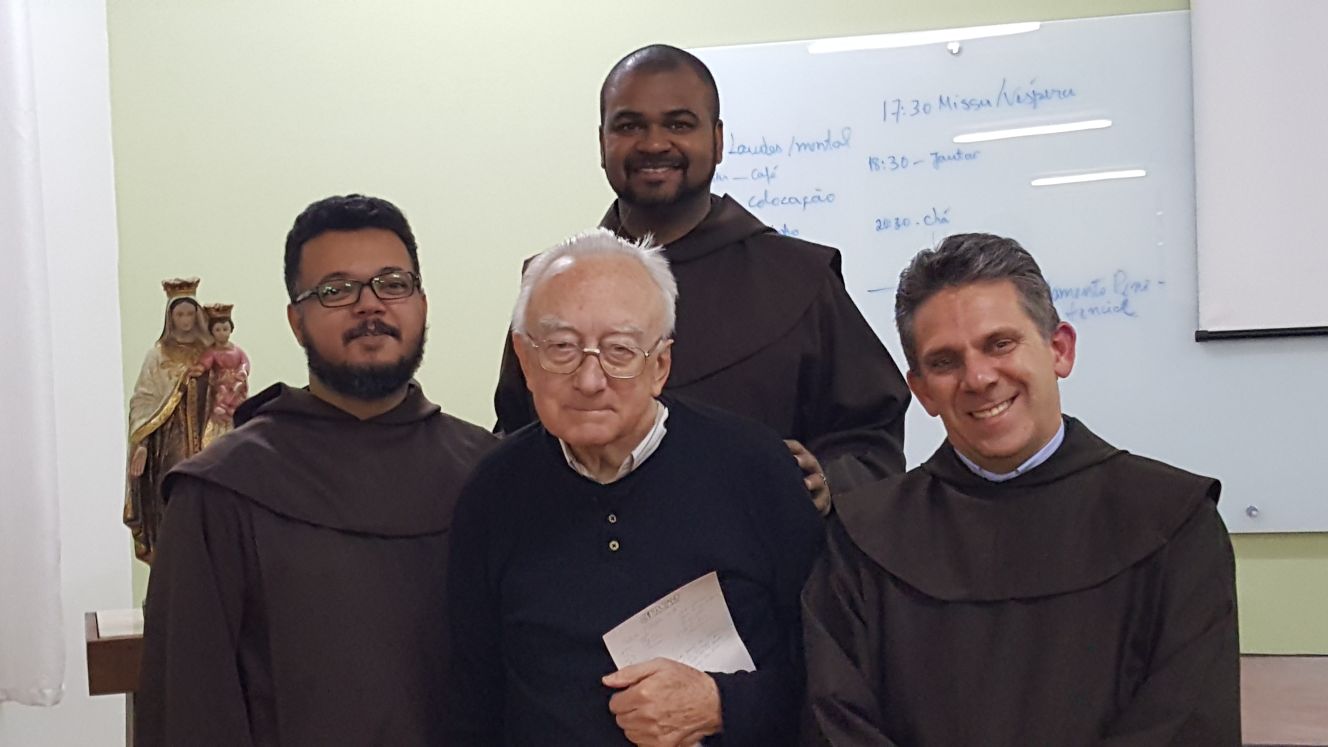 Ordem dos Padres Carmelitas Descalços – Carmelitas Descalços